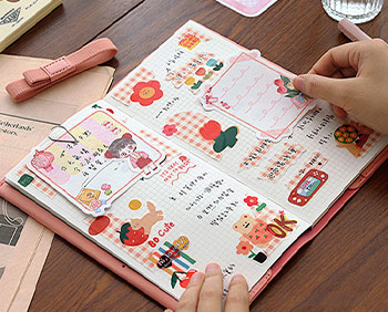 Lightweight Paper – The Ultimate Relief and Writing Delight for Journalers